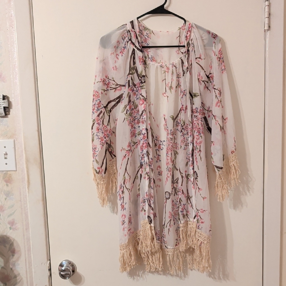Sheer Fringed 3/4 Length Sleeved Jacket, Size XL
